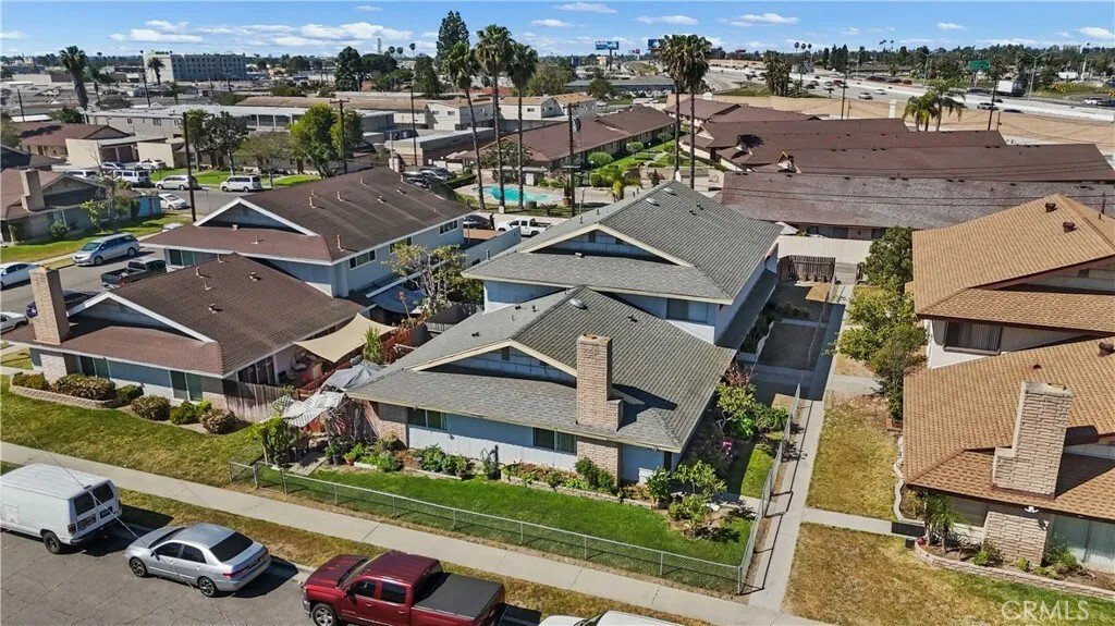 Garden Grove, California, United States 1 - 17607099
