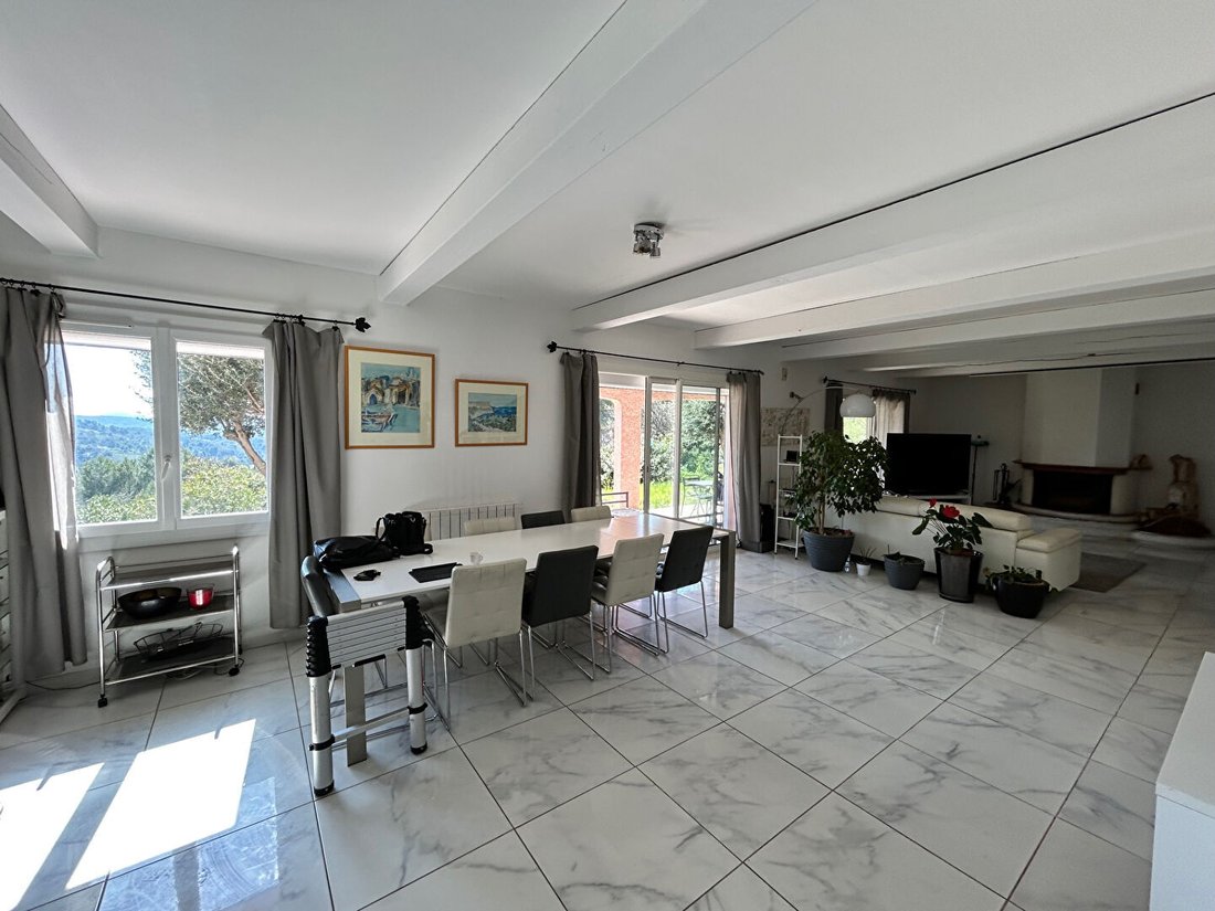 Villa in Bandol, Provence-Alpes-Côte d'Azur, France 3 - 18027811
