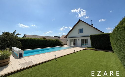 House in Perrigny-lès-Dijon, Bourgogne-Franche-Comté, France 1