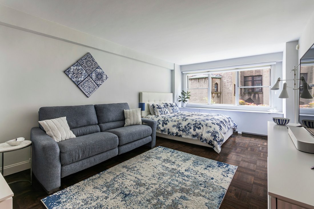 Co Op in New York, New York, United States 1 - 18023825