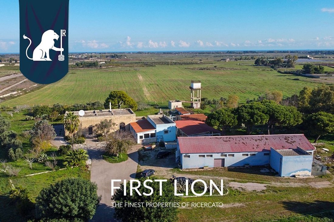 Country House in Leccese Periphery, Surbo, Apulia 2 - 18032469
