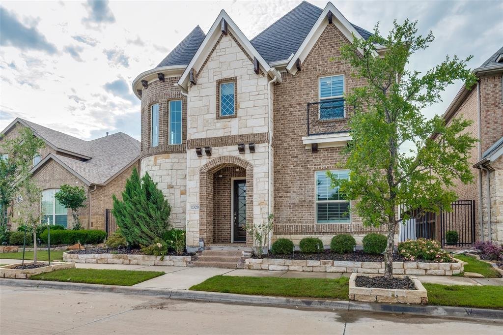 House in Arlington, Texas, United States 2 - 18026955