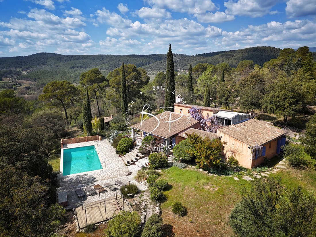 Villa in Entrecasteaux, Provence-Alpes-Côte d'Azur, France 2 - 18027757