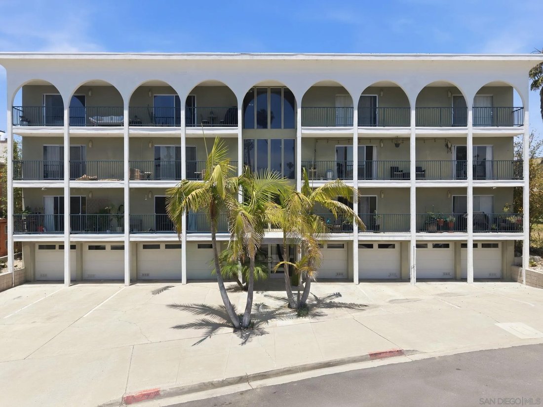 Condo in San Diego, California, United States 1 - 18030018