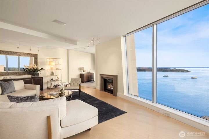 Condo in Seattle, Washington, United States 1 - 18032845