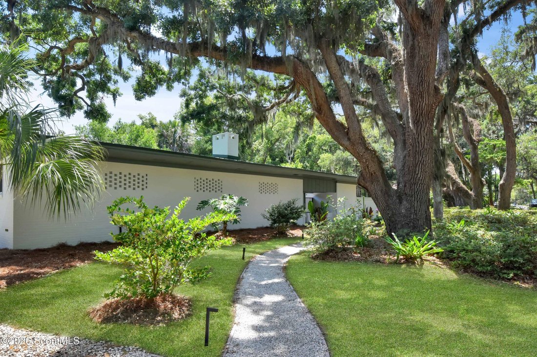 House in St. Simons, Georgia, United States 1 - 18028874
