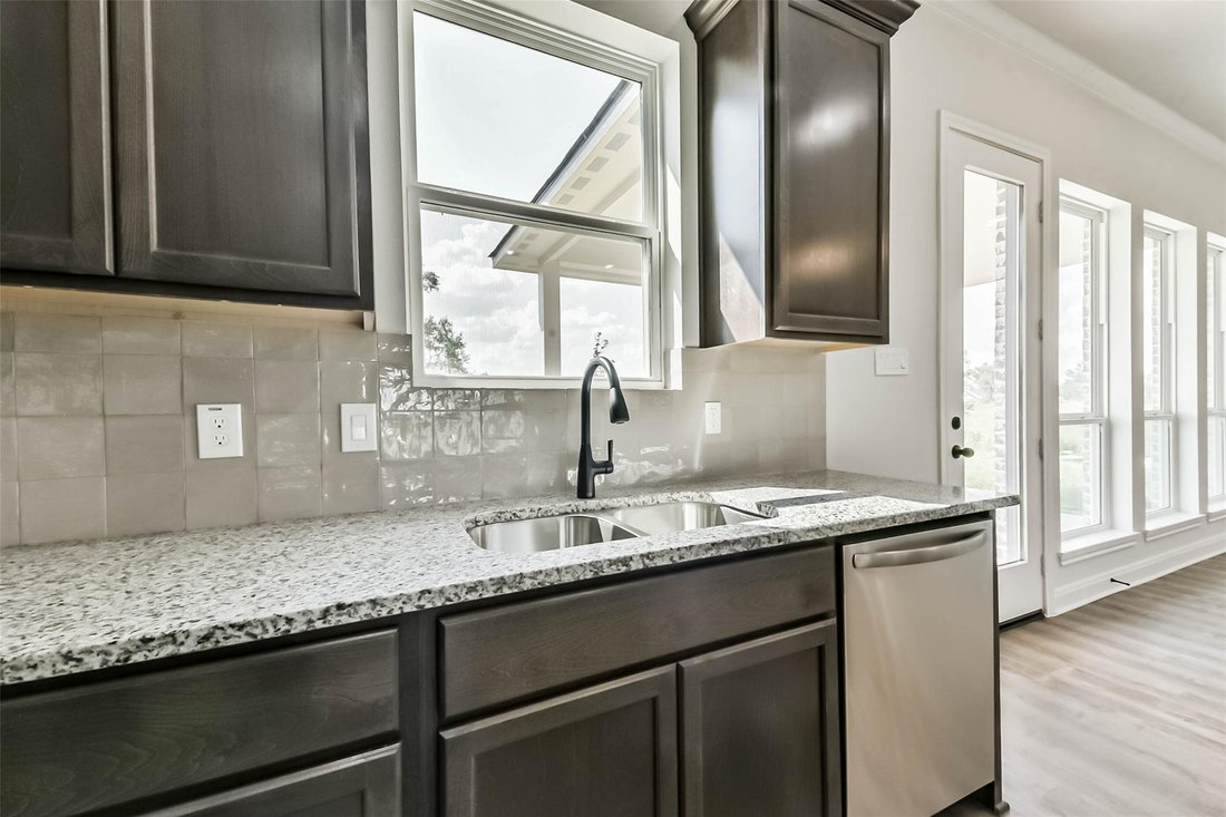 House in Baytown, Texas, United States 5 - 18027054