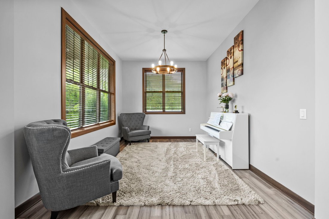 House in Lakeville, Minnesota, United States 5 - 18025580