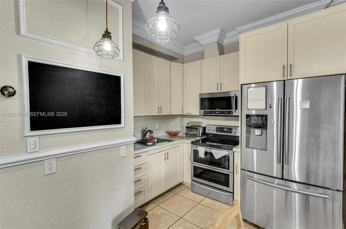 House in Miami, Florida, United States 5 - 18029250