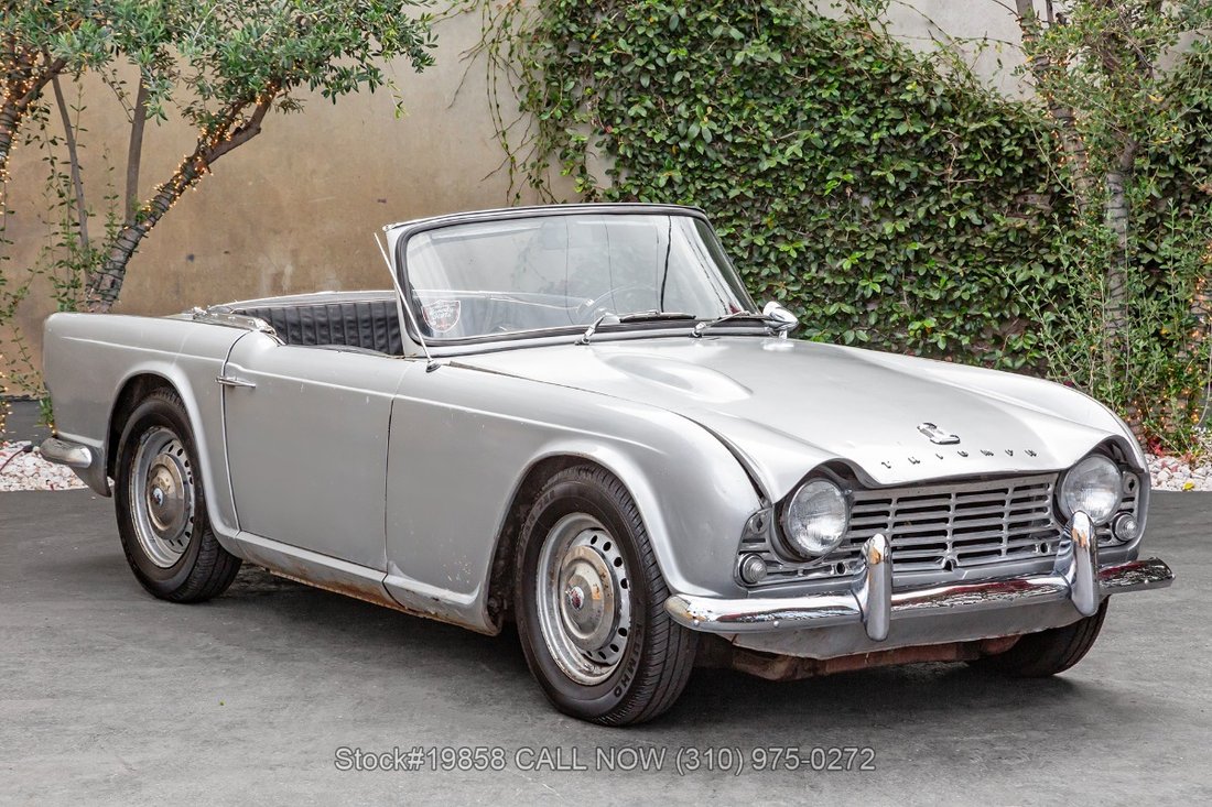 Triumph TR4 in Los Angeles, CA 1 - 18027806
