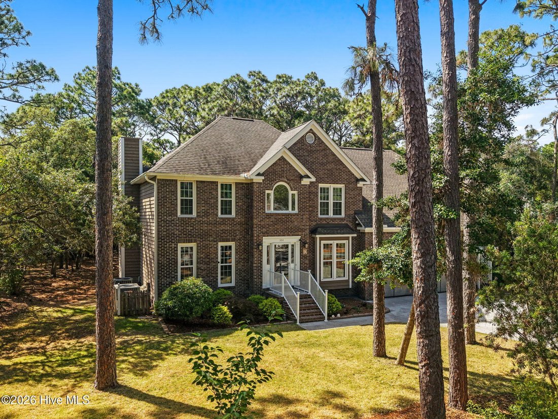 House in Oak Island, North Carolina, United States 2 - 18028946