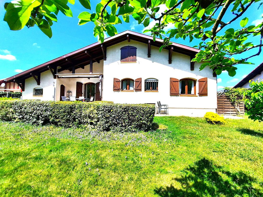 Villa in Est, Saint-Vincent-de-Tyrosse, France 4 - 17693994