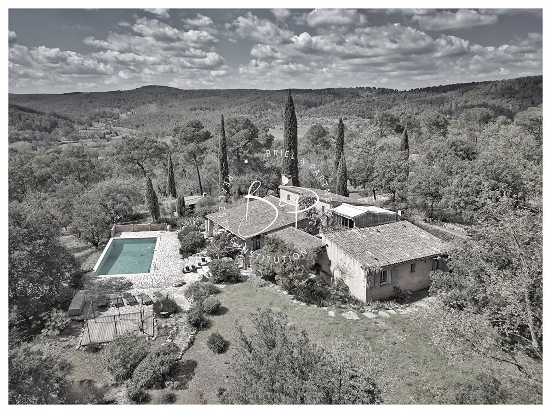Villa in Entrecasteaux, Provence-Alpes-Côte d'Azur, France 1 - 18027757