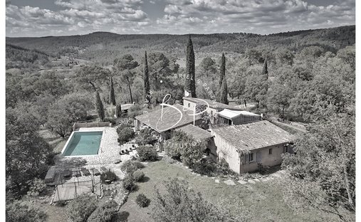 Villa in Entrecasteaux, Provence-Alpes-Côte d'Azur, France 1