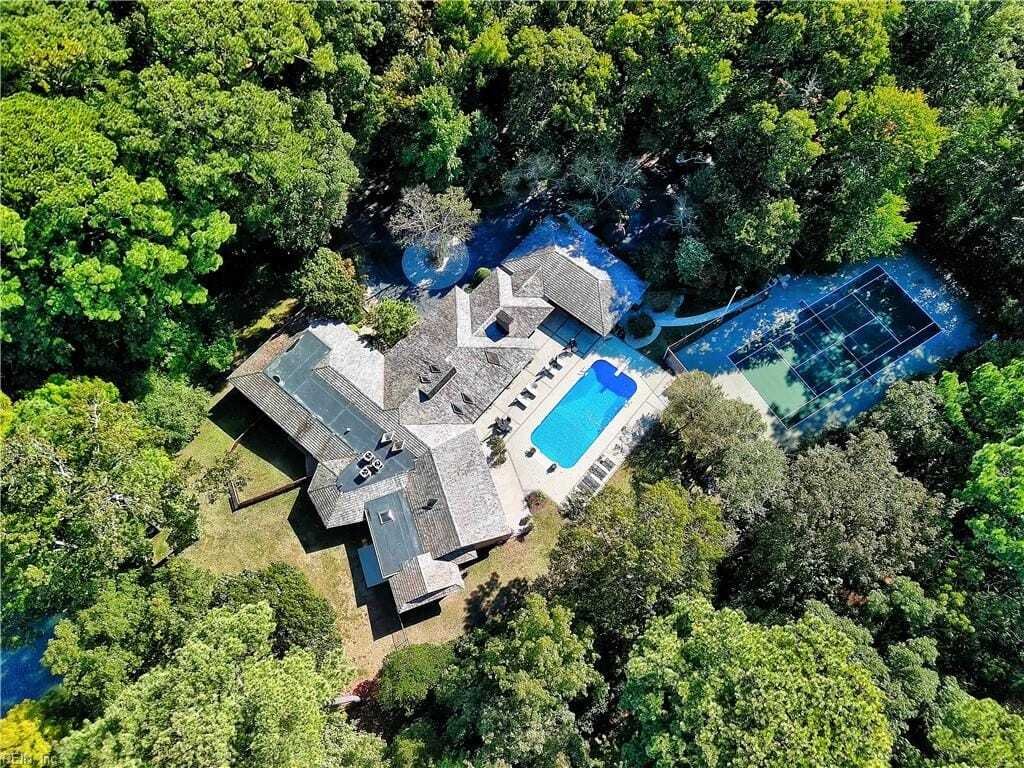 Maison à Norfolk, Virginie, États-Unis 1 - 18030804
