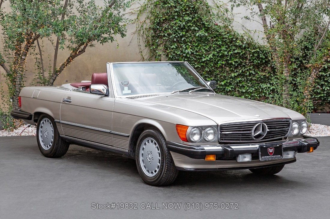 Mercedes-Benz 560SL in Los Angeles, CA 1 - 18027784