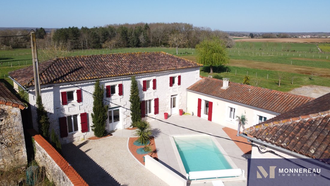 House in Rivières, Nouvelle-Aquitaine, France 1 - 18029426