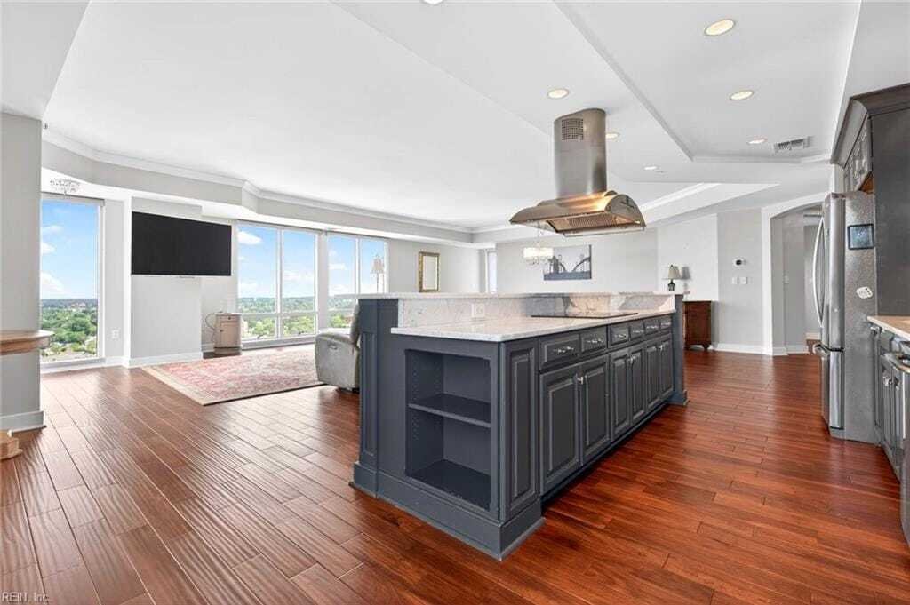 Condo in Virginia Beach, Virginia, United States 1 - 18029349