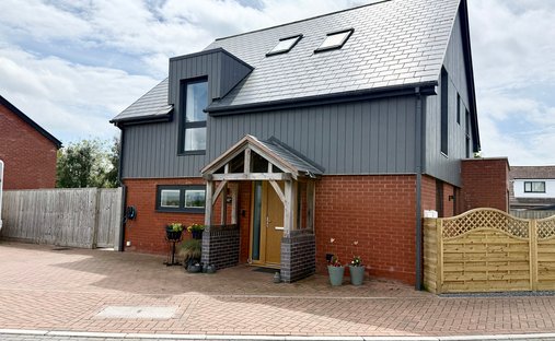 House in Burnham-on-Sea, England 1