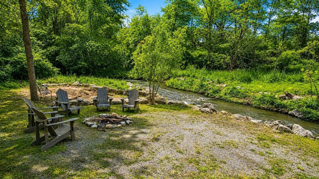 House in West Liberty, Ohio, United States 4 - 18025926