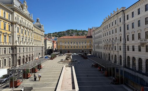 Appartamento a Città Nuova, Trieste, Italia 1