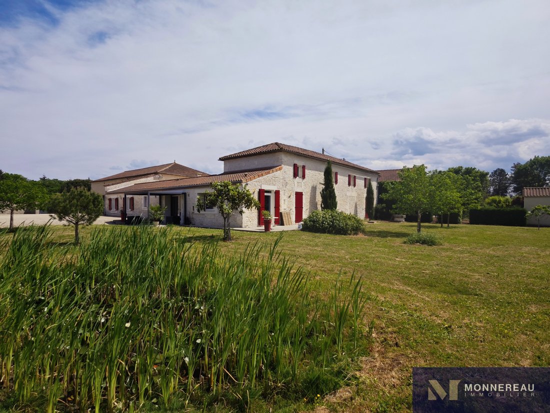 House in Rivières, Nouvelle-Aquitaine, France 4 - 18029426