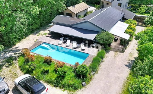 House in Divonne-les-Bains, Auvergne-Rhône-Alpes, France 1