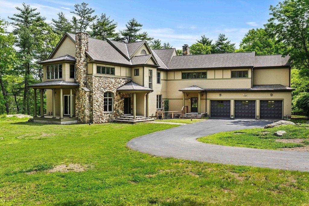 House in Beverly, Massachusetts, United States 1 - 18031433