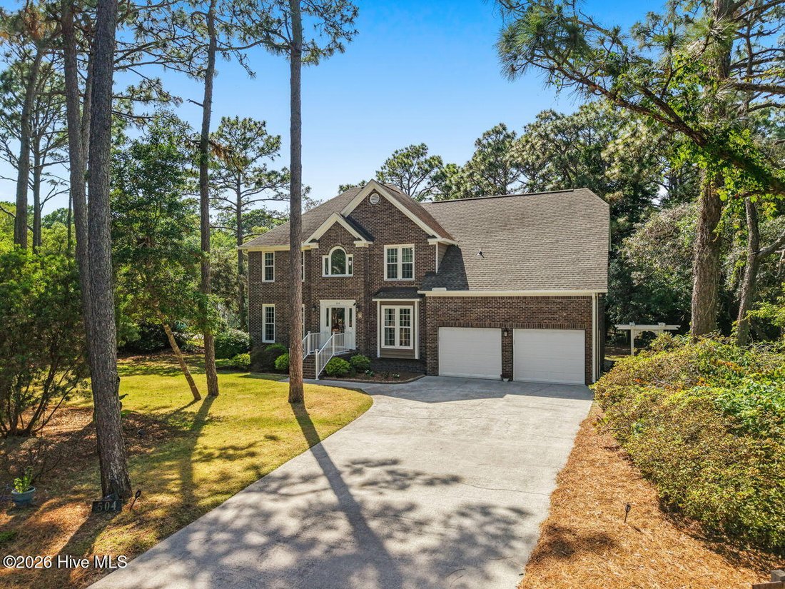 House in Oak Island, North Carolina, United States 1 - 18028946