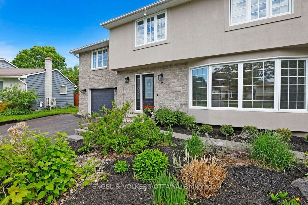 House in Ottawa, Ontario, Canada 3 - 18031014