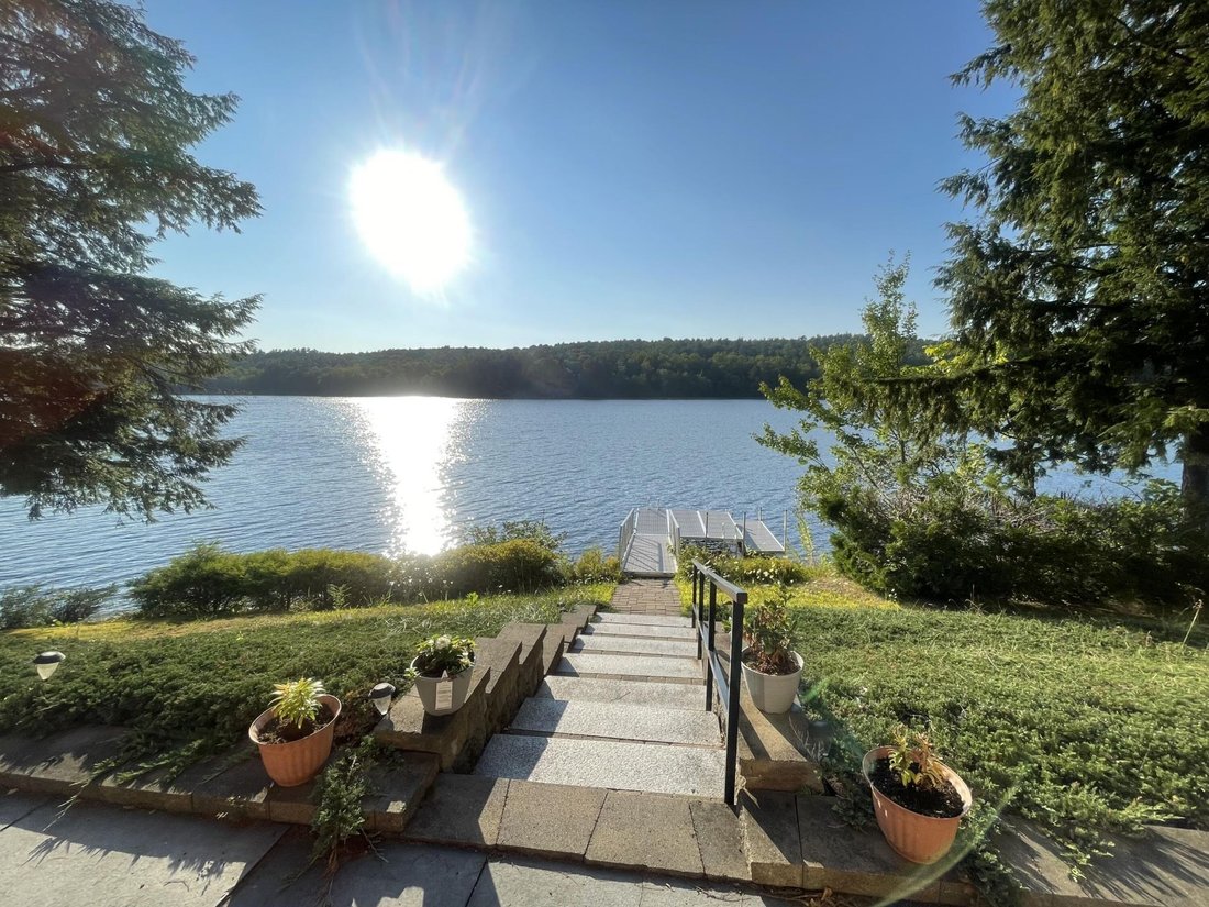 House in Winthrop, Maine, United States 5 - 18032715