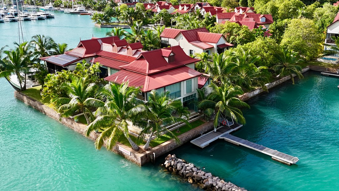 Townhouse in Providence, Cascade, Seychelles 3 - 18027209
