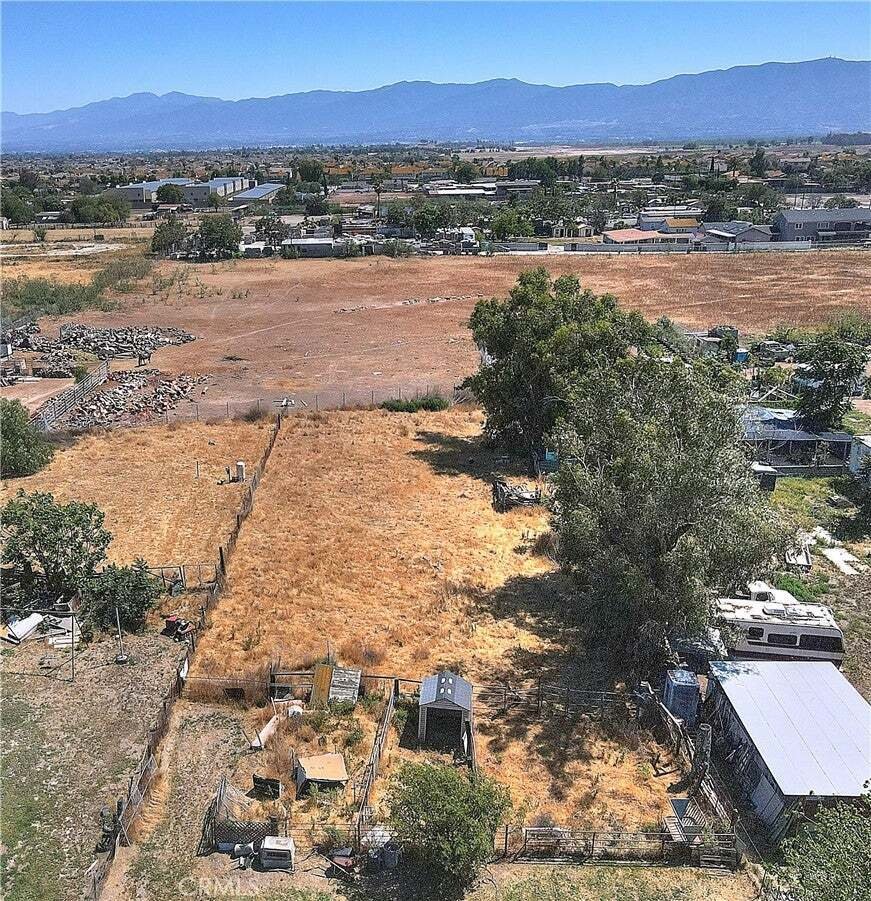 Land in Corona, California, United States 2 - 18031434