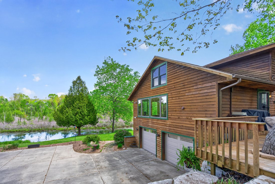 House in West Bend, Wisconsin, United States 2 - 18031609