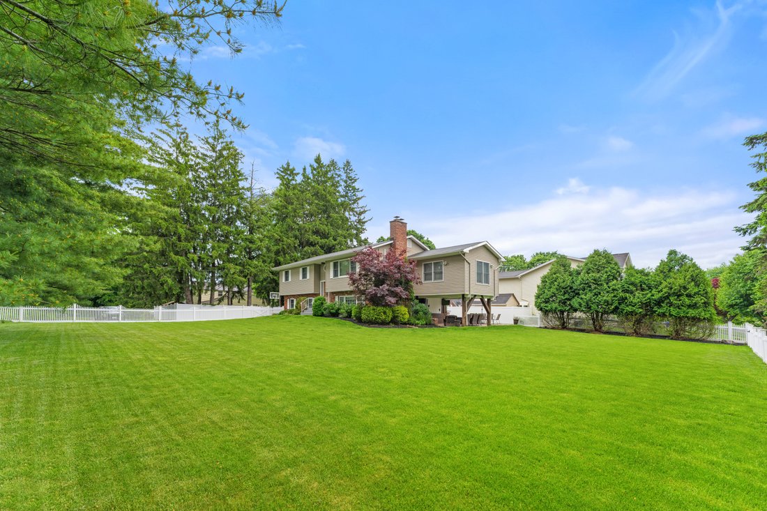House in Congers, New York, United States 5 - 18027765