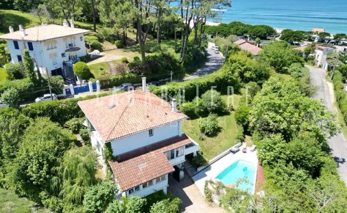 House in Centre Ville, Saint-Jean-de-Luz, France 1