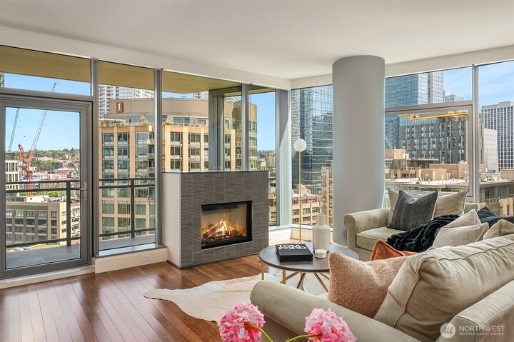 Condo in Seattle, Washington, United States 2 - 18032833