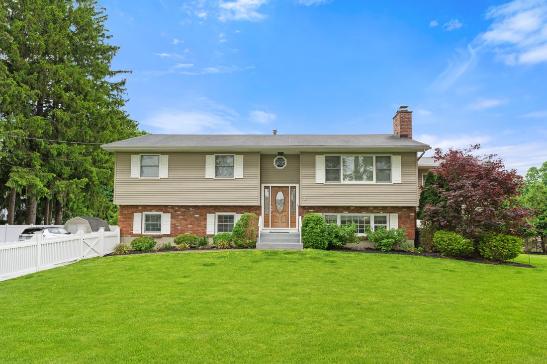 House in Congers, New York, United States 2 - 18027765