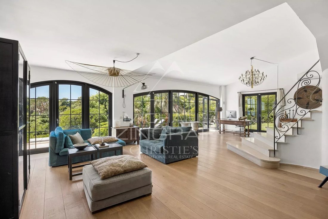 House in La Maure-Super Cannes, Vallauris, France 4 - 14916909