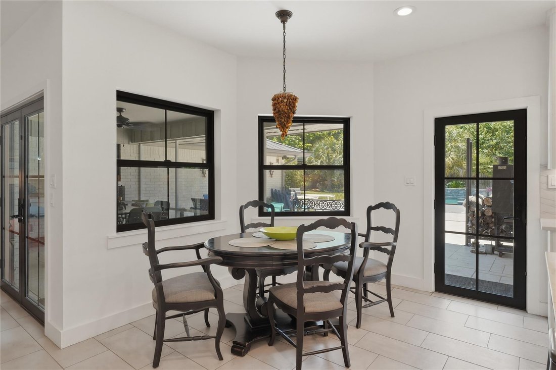 House in Columbus, Texas, United States 5 - 18030739