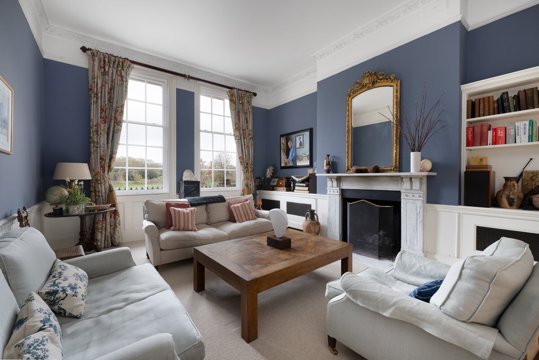 House in Crooked Billet, Merton, England 2 - 18031992