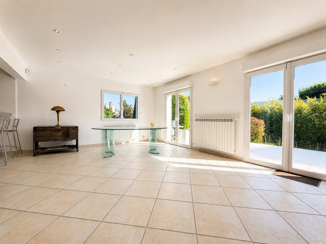 Villa in Les Bords de Seine, Soisy-sur-Seine, France 5 - 17732303