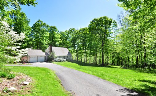 House in Washington, Connecticut, United States 1