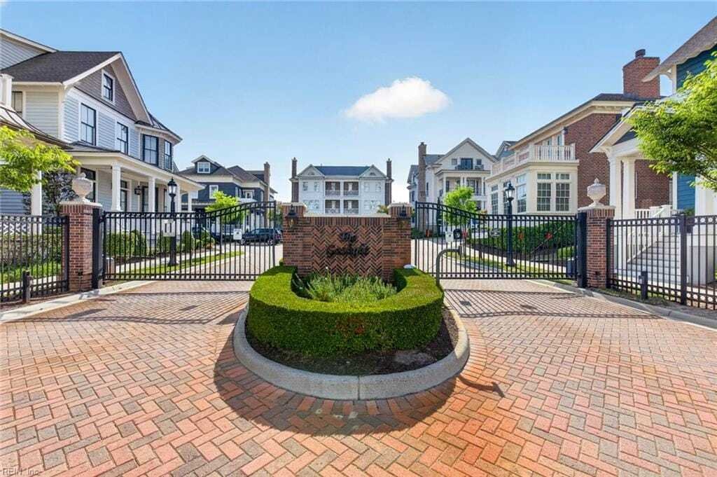 Condo in Virginia Beach, Virginia, United States 1 - 18029323