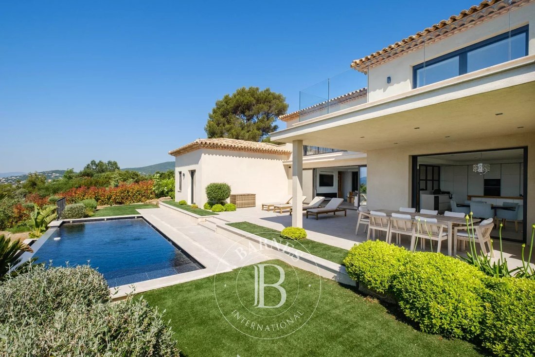 Villa in Ville-Les Saquedes-Le Bouillonnet, Sainte-Maxime, France 4 - 18028532