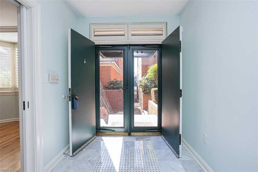 Condo in Norfolk, Virginia, United States 2 - 18030746