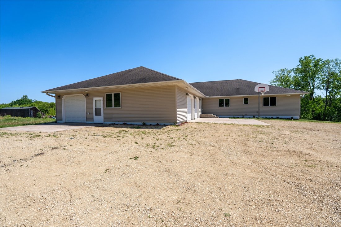 House in Independence, Wisconsin, United States 1 - 18031647
