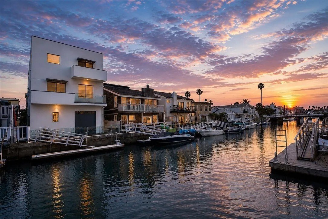 House in Huntington Beach, California, United States 5 - 18026681