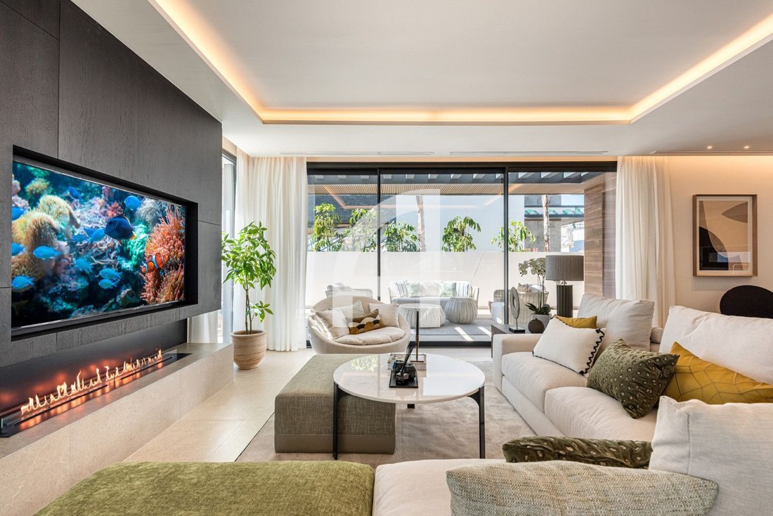 House in La Cala de Mijas, Mijas, Spain 3 - 18015117