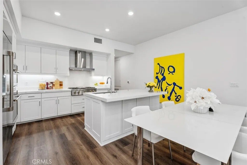 Condo in Irvine, California, United States 3 - 17257498